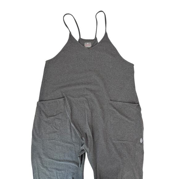 Free People movement hot shot onesie - size XL - Picture 2 of 5